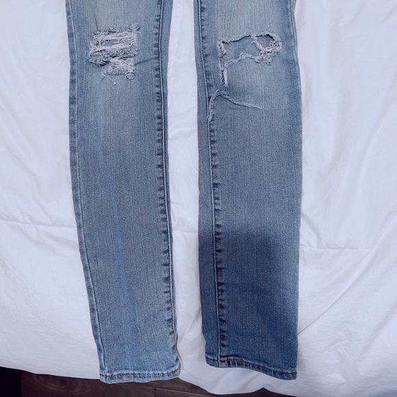 Levi’s Skinny Jeans - Picture 5 of 7